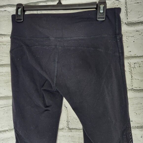 Alo Yoga Black Mid Rise Mesh Capri Leggings Size Small Casual Athleisure - Picture 11 of 11